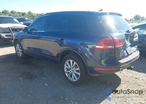 2014 Volkswagen Touareg V6 из США, поврежденный, VIN WVGEF9BP7ED007770